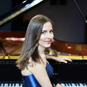 Arkhangelskaya Yulia (piano)